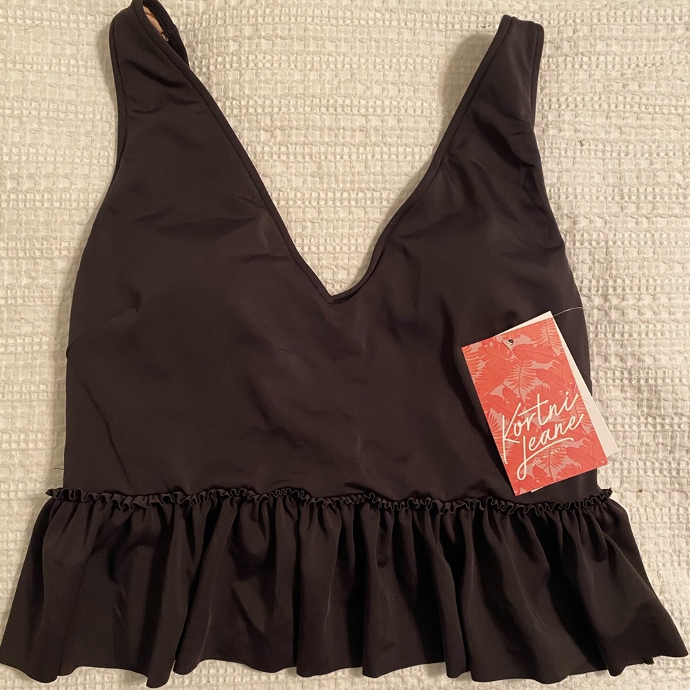 NWT Kortni Jeane V-Neck Top